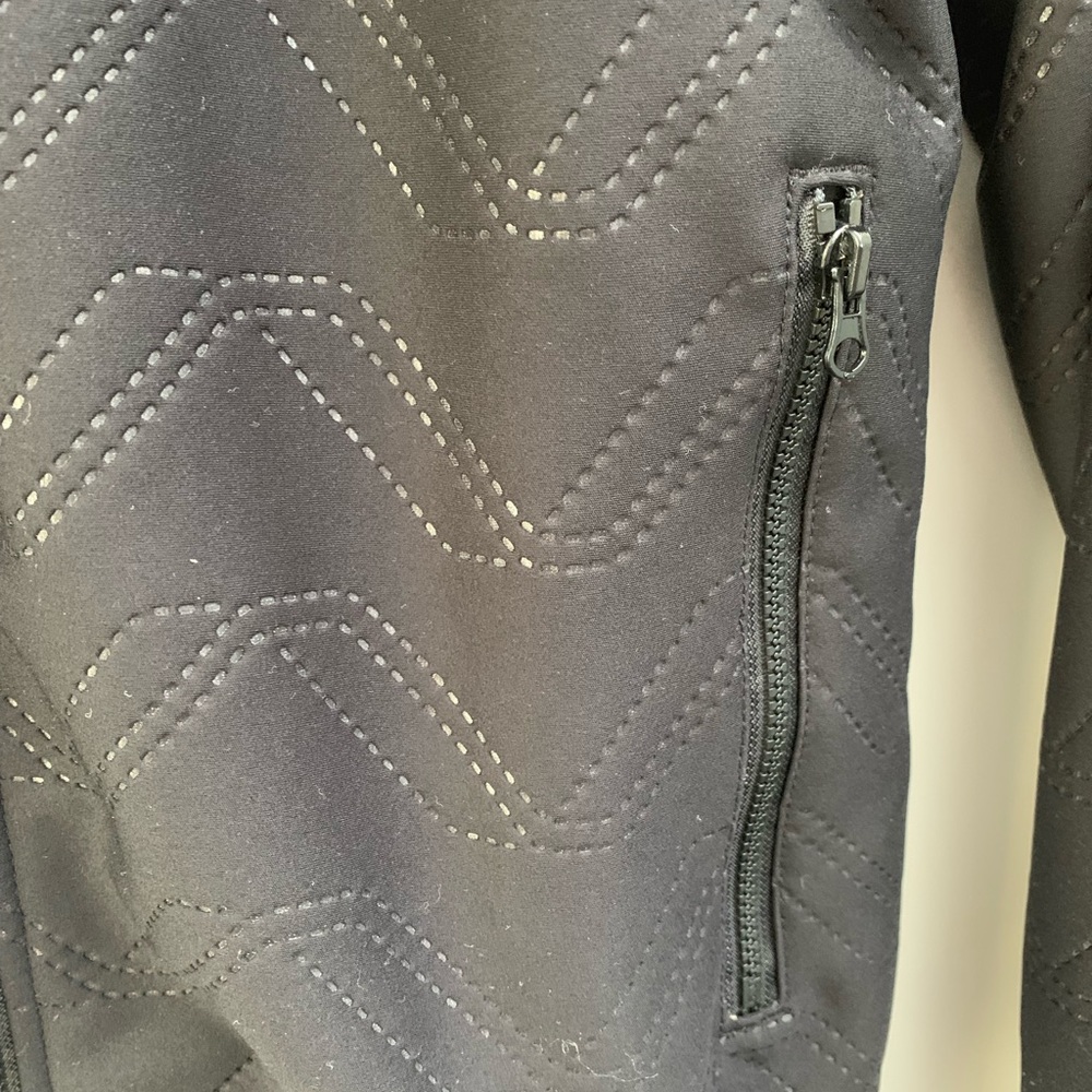 Oiselle Bomber Jacket - Picture 4 of 12